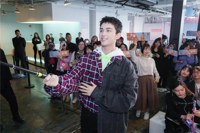 箱包品牌American Tourister美旅2019新品預(yù)覽會(huì)攜手代言人吳磊絢耀上海