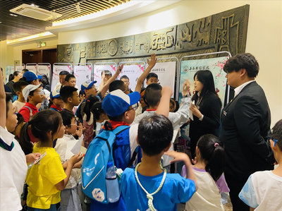 探尋錢幣密碼,觸摸歷史溫度 --吉林省婦女兒童活動中心走進我校錢幣博物館